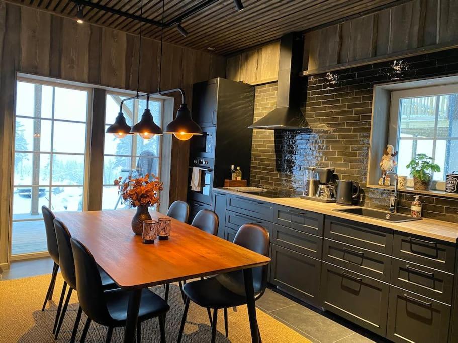 Modern Stuga Med Ski Lodge Kaensla Järvsö Eksteriør bilde