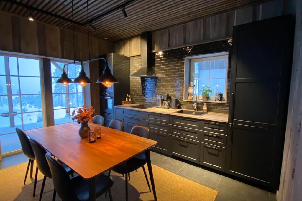 Modern Stuga Med Ski Lodge Kaensla Järvsö Eksteriør bilde
