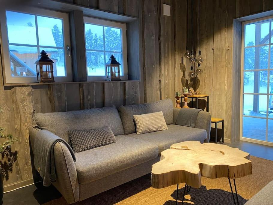 Modern Stuga Med Ski Lodge Kaensla Järvsö Eksteriør bilde