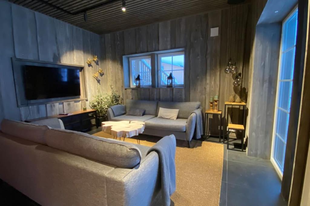 Modern Stuga Med Ski Lodge Kaensla Järvsö Eksteriør bilde